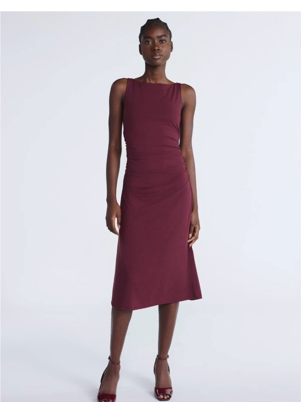 Brand New Scoop Sleeveless Midi Dress in Wine